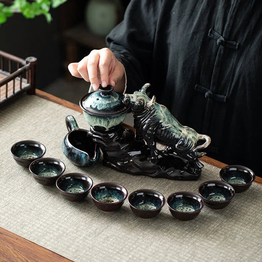 1 set of creative lazy tea set, semi-automatic cow teapot, magnetic rotating water guide, Chinese Kung Fu tea set Good Vibrations