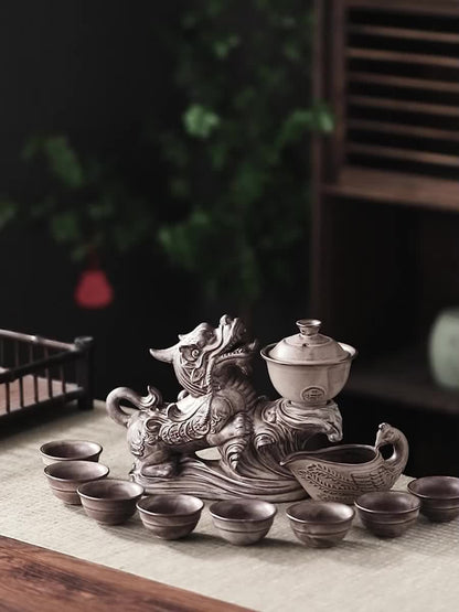 1 Set Lazy Tea Set, Magnetic Water Diversion Rotating Gaiwan, Tea Maker, Automatic Brave Troops Retro Teapot, Tea Cups, Cover Bowl, Rectangular Tea Tray, Chinese Kung Fu Tea Set, For Home Living Room Office, Gift Good Vibrations