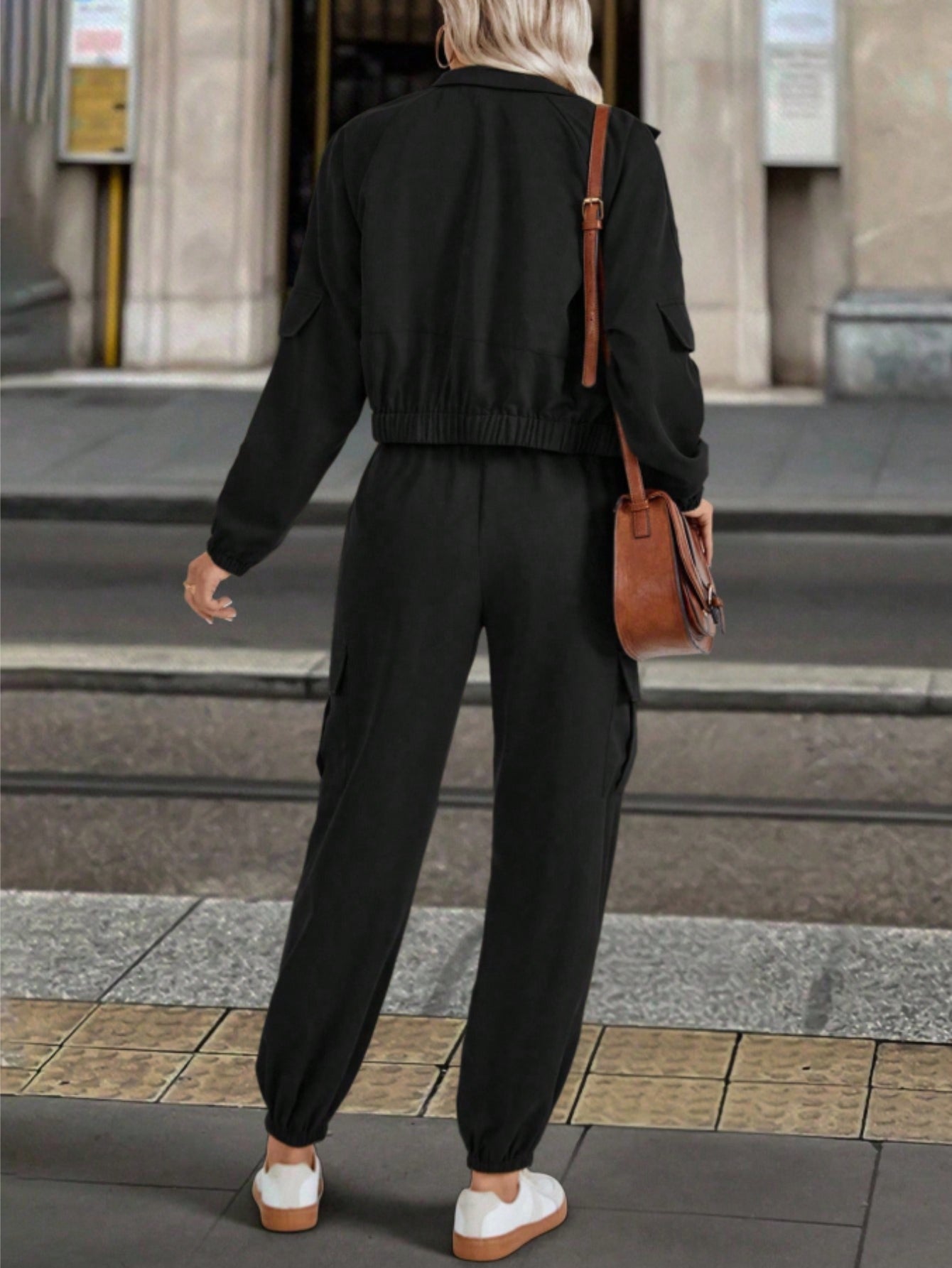 A Stylish Black Cargo Suit, a Jacket Combined with Legged Cargo Pants to Create a Cool And Handsome Casual Style, Trouser Suits for Women, Trouser Suits for Women Elegant, Workwear Outfit, Versatile Clothing, Modern Casual, S Good Vibrations