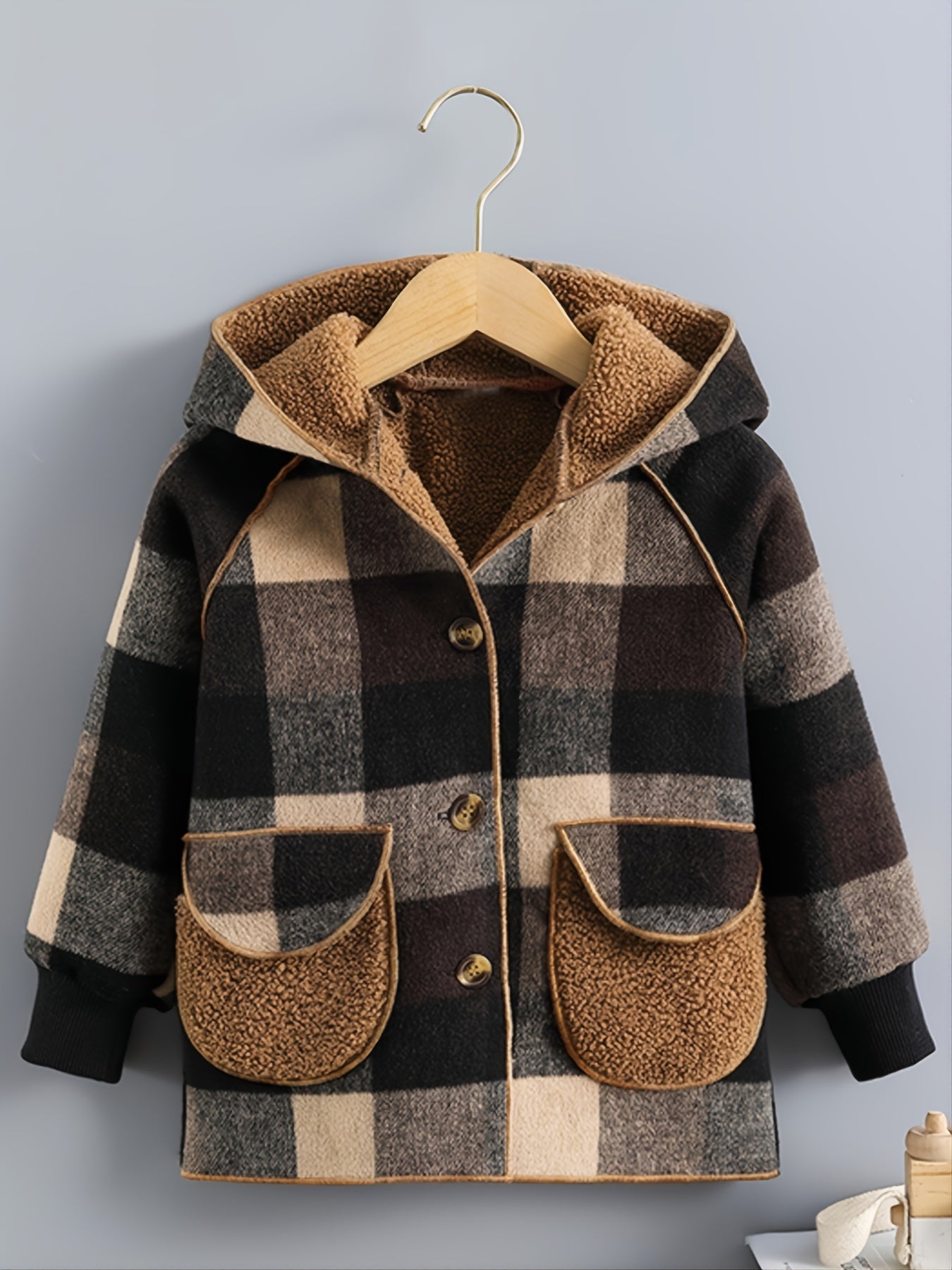 Boys' Long Sleeve Plaid Fleece-Lined Jacket with Button Front & Pockets - Cozy Fall/Winter Warmth, Casual Cardigan Collar, Brown/ Tartan Pattern, Machine Washable For Outdoor Play & Casual Attire, Winter Jacket For Boys, Fall Good Vibrations