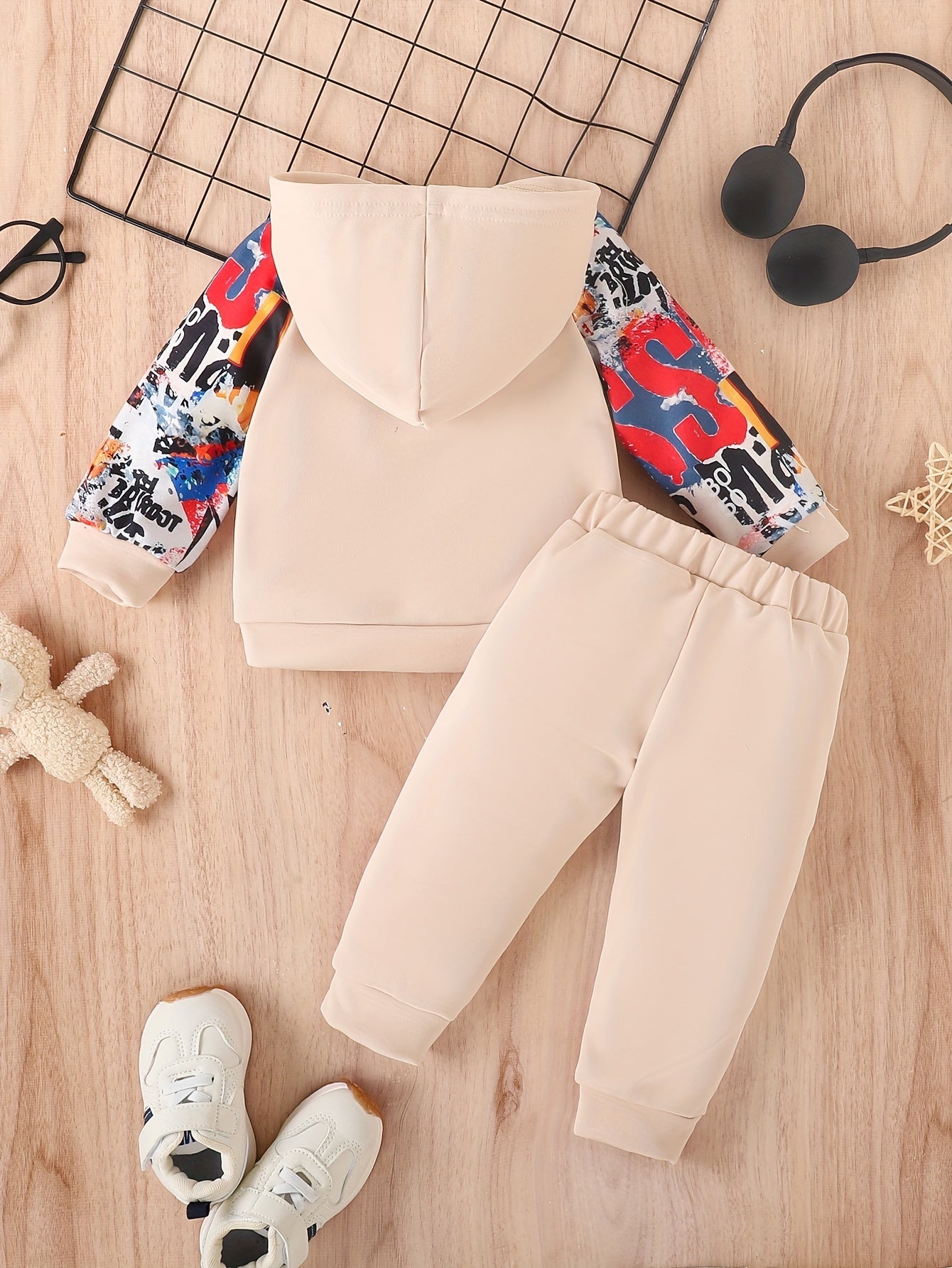 2pcs Toddler & Infant Boy's Colorful Graffiti Pattern Hoodie & Casual Cargo Pants Clothing Set for Outdoor Good Vibrations