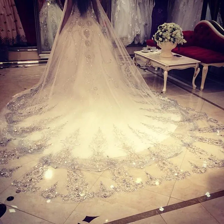 Hot Sale Top Quality Long Lace 1 Layer  White Ivory 1.8 Meters Width 3.5 Meters Long Wedding Veil for Bridal With Comb MPB21 Good Vibrations