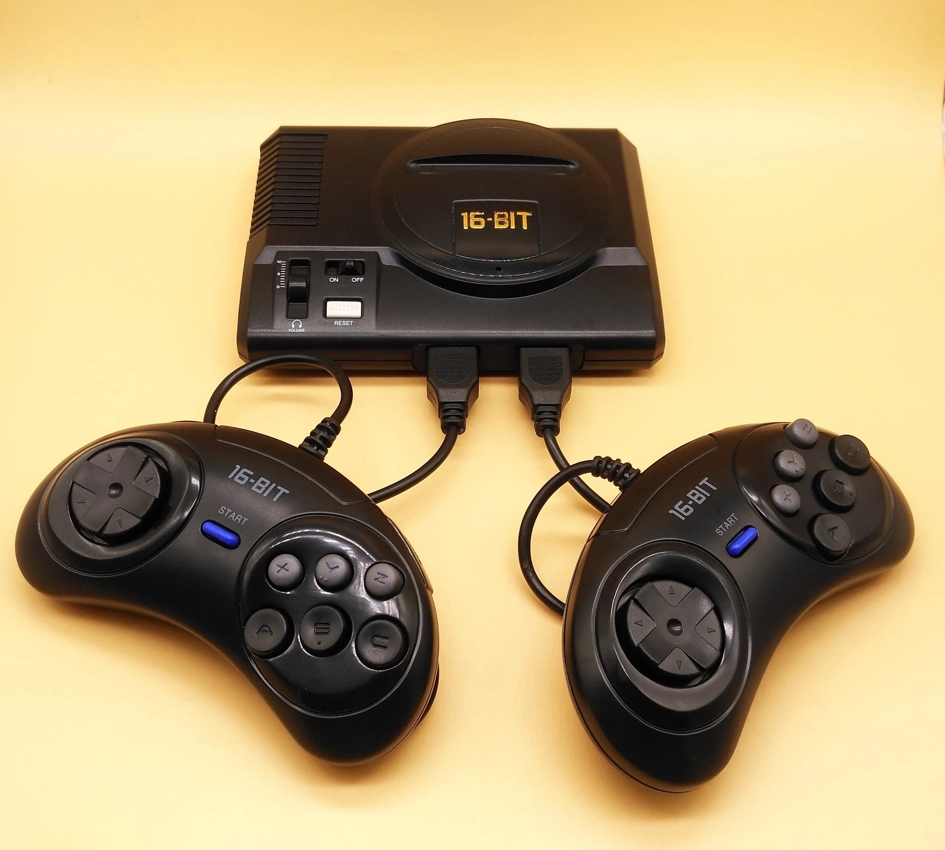 2025 New Retro Mini TV Video Game Console For Sega MegaDrive 16 Bit Games with 208 Different Built-in Games Two Gamepads AV Out Good Vibrations