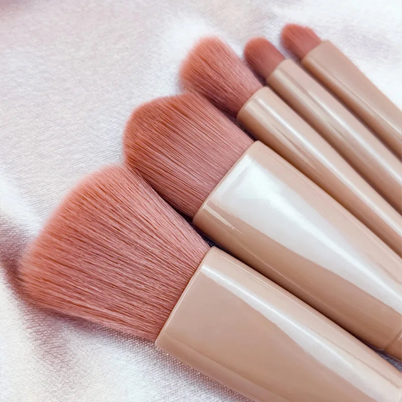 Makeup Brushes Set Travel 5-Piece Multi-Function Synthetic Hair Fan Brush Cosmetic Kit for Powder Blush Foundation Eye Shadow Good Vibrations