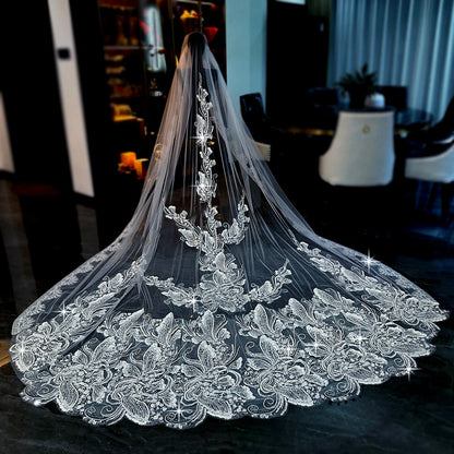 Feishiluo  Luxury One Layer Bead Bridal Veil  with Bead  Lace and Embroidery Wedding Veil in Elegant Style 3.5 Meters Long Good Vibrations