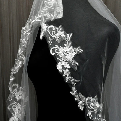 ROMANTIC Luxury Bridal Veils Cathedral Length Long White Ivory Lace Wedding Veils With Comb Good Vibrations