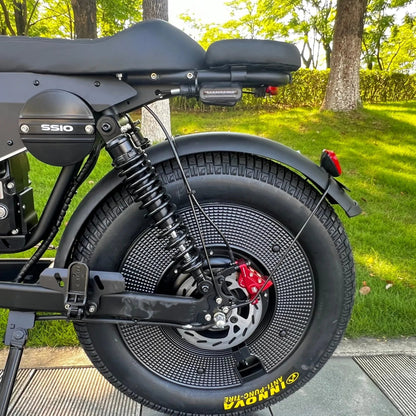 USA Warehouse HCBK-SS10 Original 60V50AH Black Warrior Electric Bike, New LED Armor, 130km Long Range Electric Bike Good Vibrations