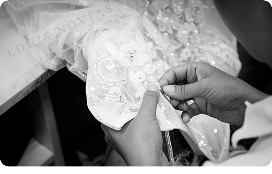 LOUIS NOVIAS  Wedding Dress For Women Elegant Backless Beaded Flowers Embroidery Sleeveless Wedding Gown Vestidos De Novia Good Vibrations