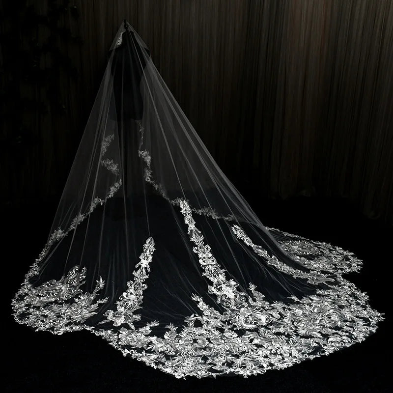 ROMANTIC Luxury Bridal Veils Cathedral Length Long White Ivory Lace Wedding Veils With Comb Good Vibrations