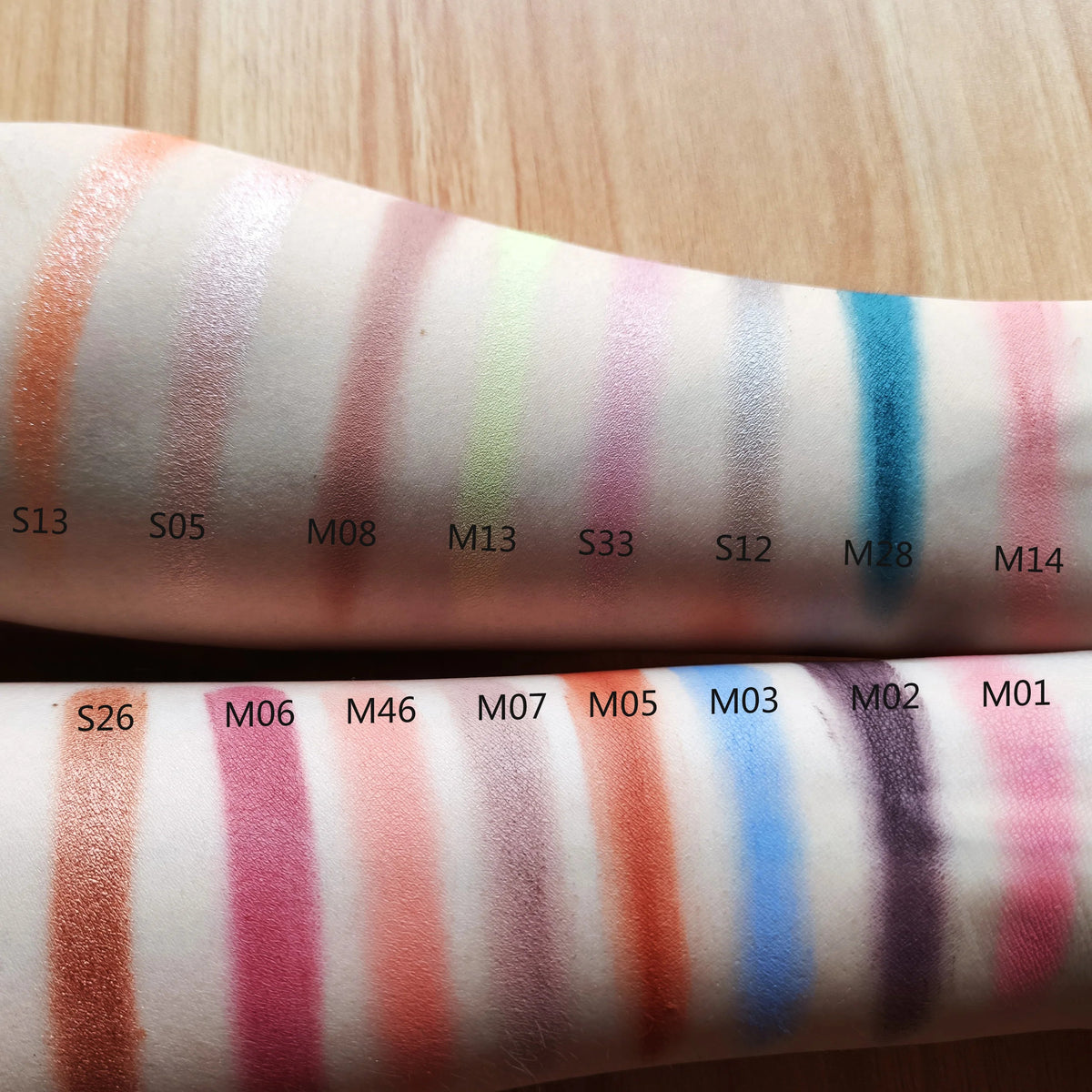 Customizable High Pigment Eye Shadow Palette Square Pan Glitter Makeup Waterproof Matte Finish Daily Use Powder Form Good Vibrations