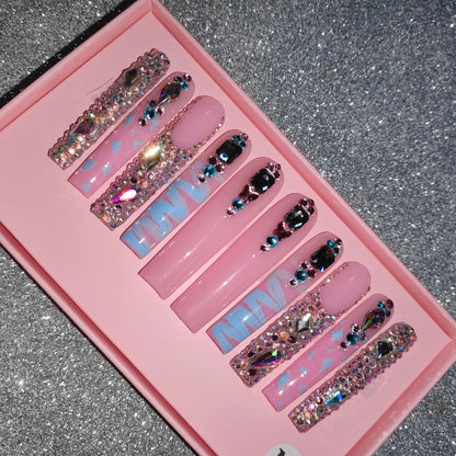 High Quality Multiply Designs 3D Handmade Customize Salon Press on Nails Acrylic Materials Set Good Vibrations