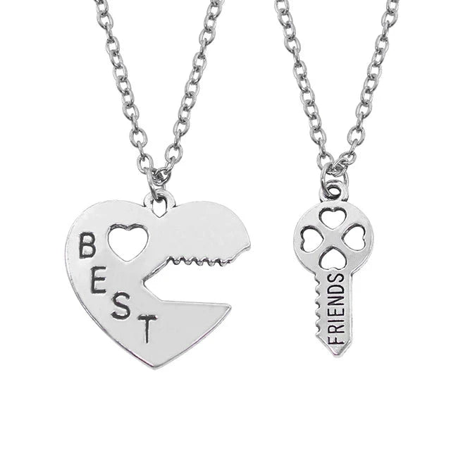 Fashion Best Friends Honey Love Couple Pendant Necklace 2 Pcs/ Set Chain Choke Broken Heart BFF Good Friendship Jewelry Gift Good Vibrations