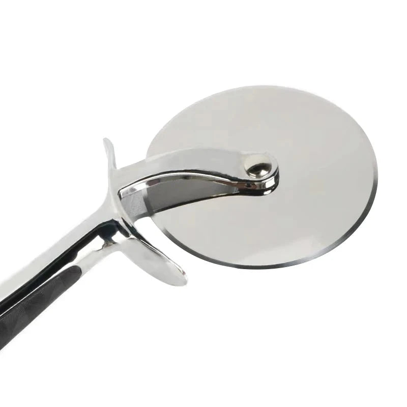 Kitchen Gadgets Pizza Peeler Zinc Alloy Smooth Sliding Pizza Cutter Wheel with Metal Handle Good Vibrations