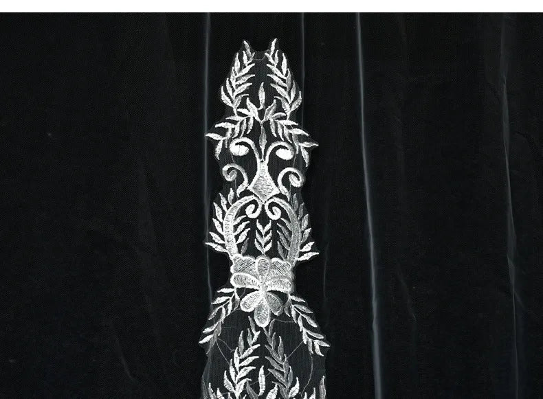 ROMANTIC Luxury Bridal Veils Cathedral Length Long White Ivory Lace Wedding Veils With Comb Good Vibrations