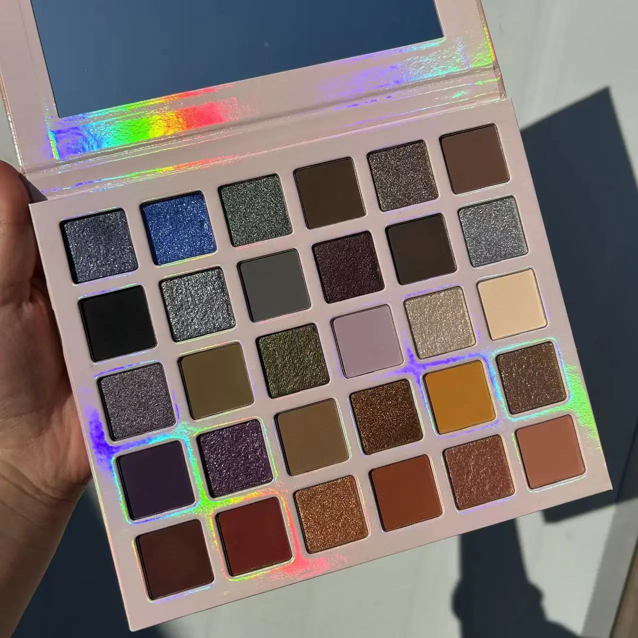 Wholesale High Pigment Creamy Buttery 30 Colors Eye Shadow Palette Makeup With Private Label Good Vibrations