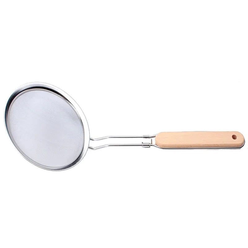 Hot Sell New Design Kitchen Gadgets Stainless Steel Strainers With Non-slip Wooden Handle Good Vibrations