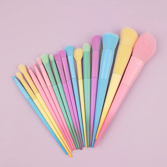 Wholesale 17-Piece Makeup Brush Set in 17 Candy Colors for Face Lips Concealer Eye Shadow Powder Repair Good Vibrations