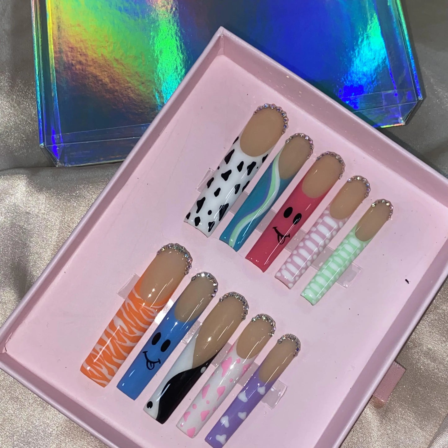 High Quality Multiply Designs 3D Handmade Customize Salon Press on Nails Acrylic Materials Set Good Vibrations