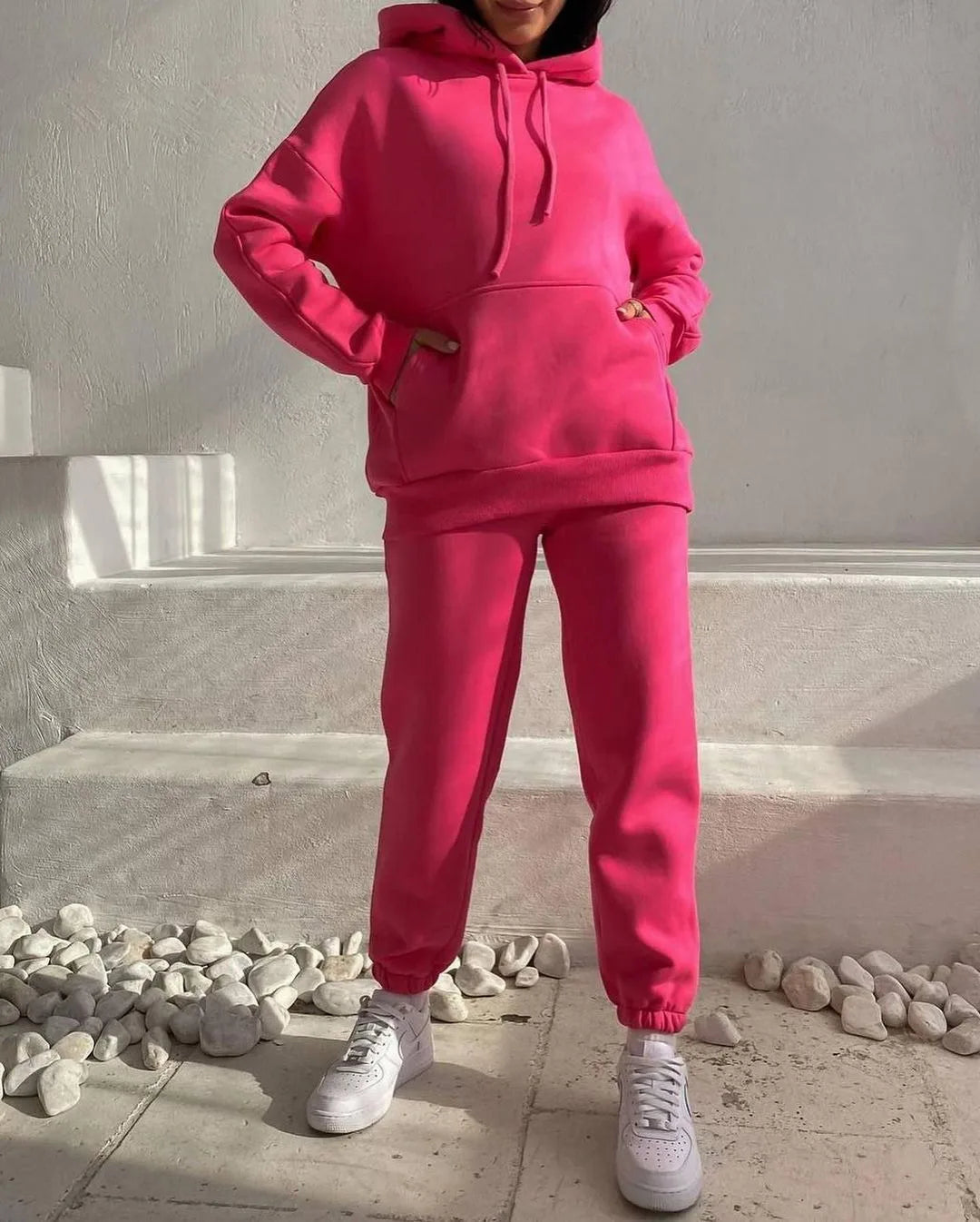 Liu Ming Custom Logo Wholesale Fashion Women Outfits Long Sleeve Hooded Loose Tracksuit Sweatshirt and Pants Set Good Vibrations