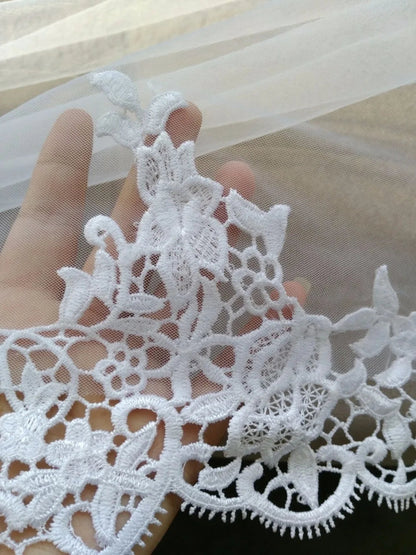LUOXIN Hot Sell Latest Long Tulle Wedding Bridal Veil Lace Wedding Veil Good Vibrations