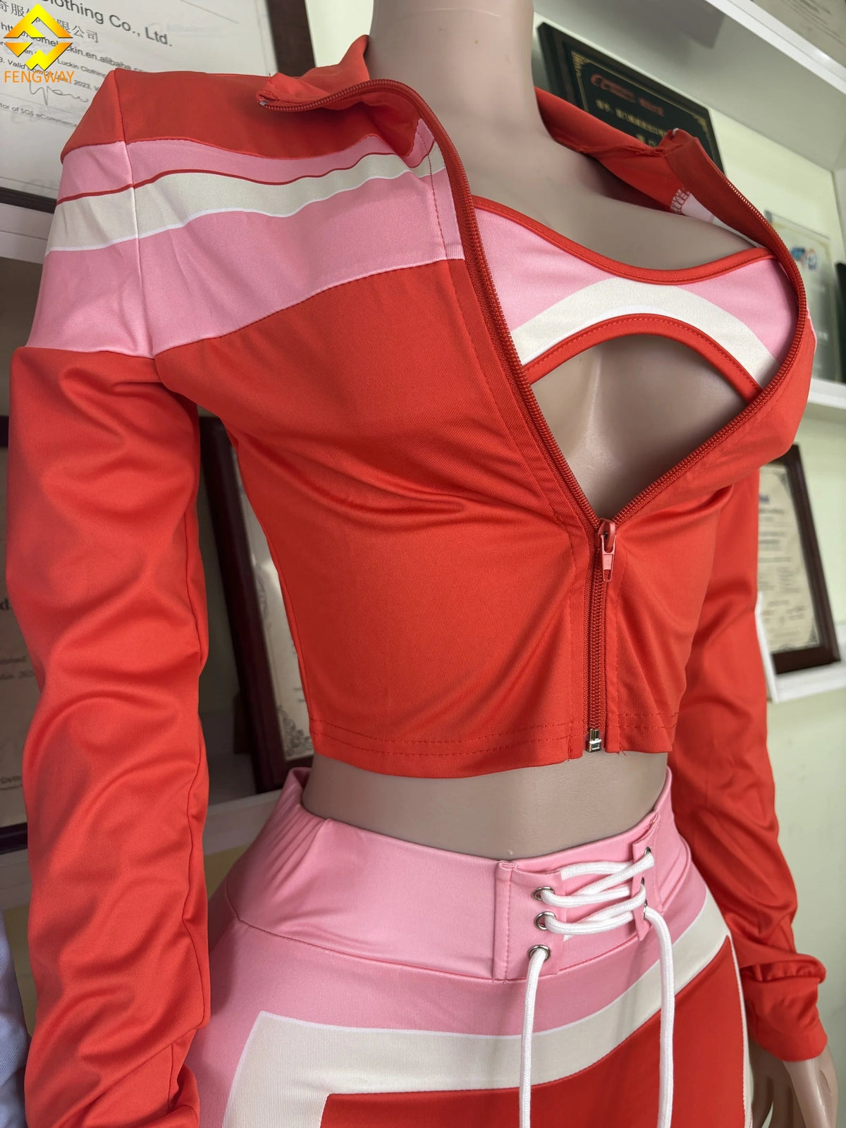 Custom Logo Women Set Short Pants and Sports Bra Crop Jacket Tracksuit Loungewear Women 3 Piece Shorts Pants Set  for Elasticity Good Vibrations