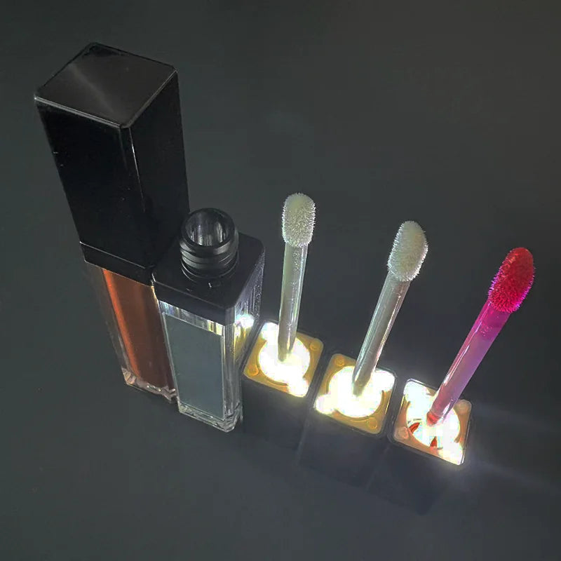 LED Lipgloss High Quality Vegan Personalized LED Tube Pink Hydrating Natural Hyaluronic Acid Liquid Lip Gloss  Wholesale Good Vibrations