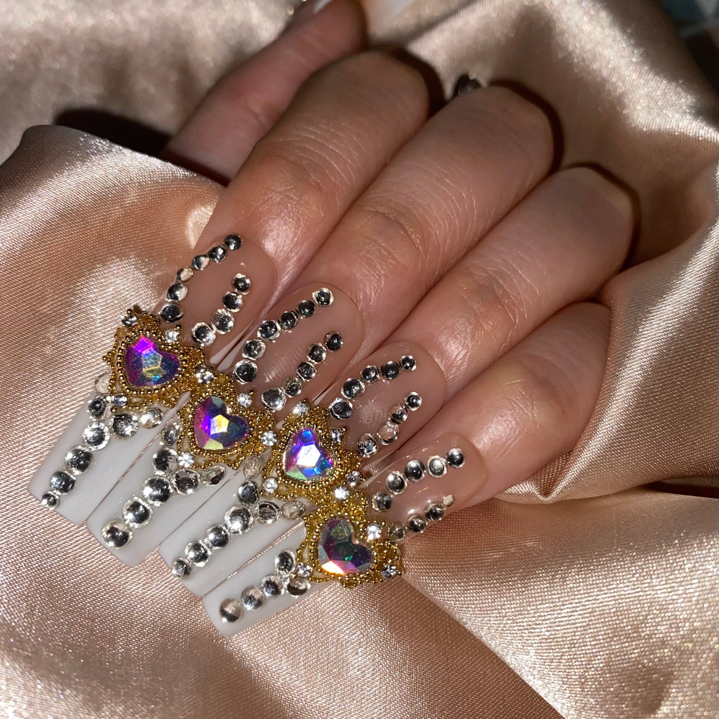 High Quality Multiply Designs 3D Handmade Customize Salon Press on Nails Acrylic Materials Set Good Vibrations