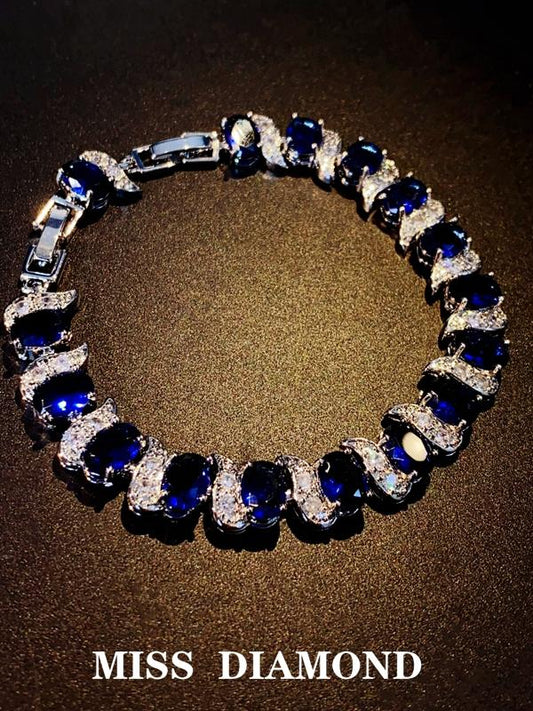 Light Luxury Zircon Bracelet Classic Hand Jewelry Chicken Leg Curved Moon Color Jewelry Gem Seven Color European and American Bracelet Women Good Vibrations