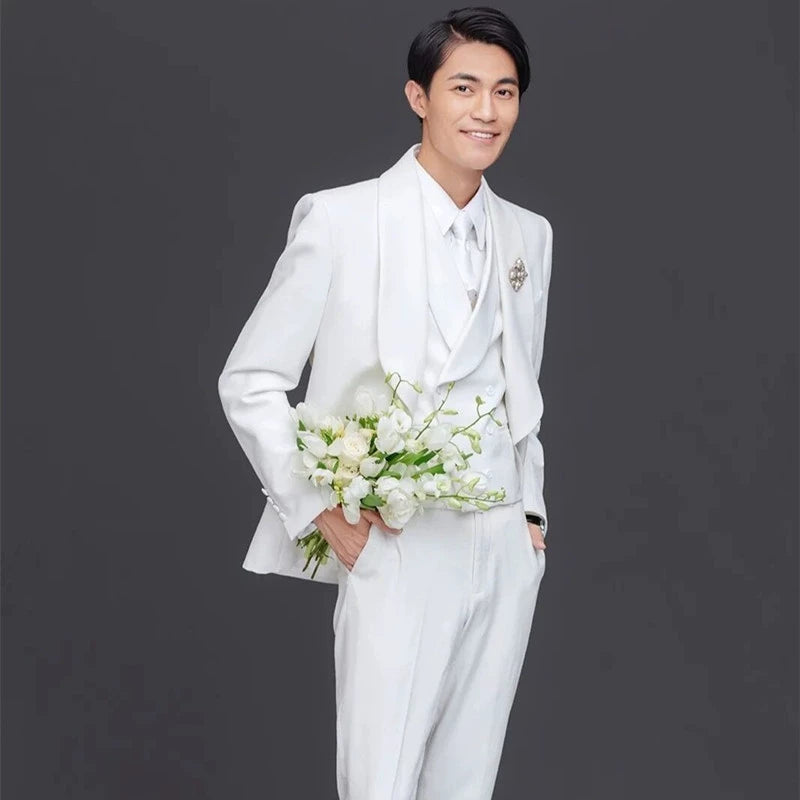 Photo Studio Men's Theme Wedding Photo White Suit Suit Good Vibrations