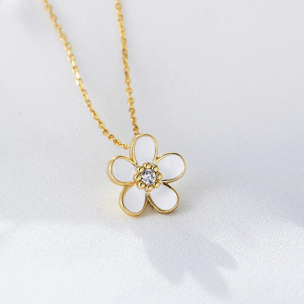 White Enamel Charm Flower Necklace Nice Gold Plated 925 Unique Design Necklace Jewelry Good Vibrations