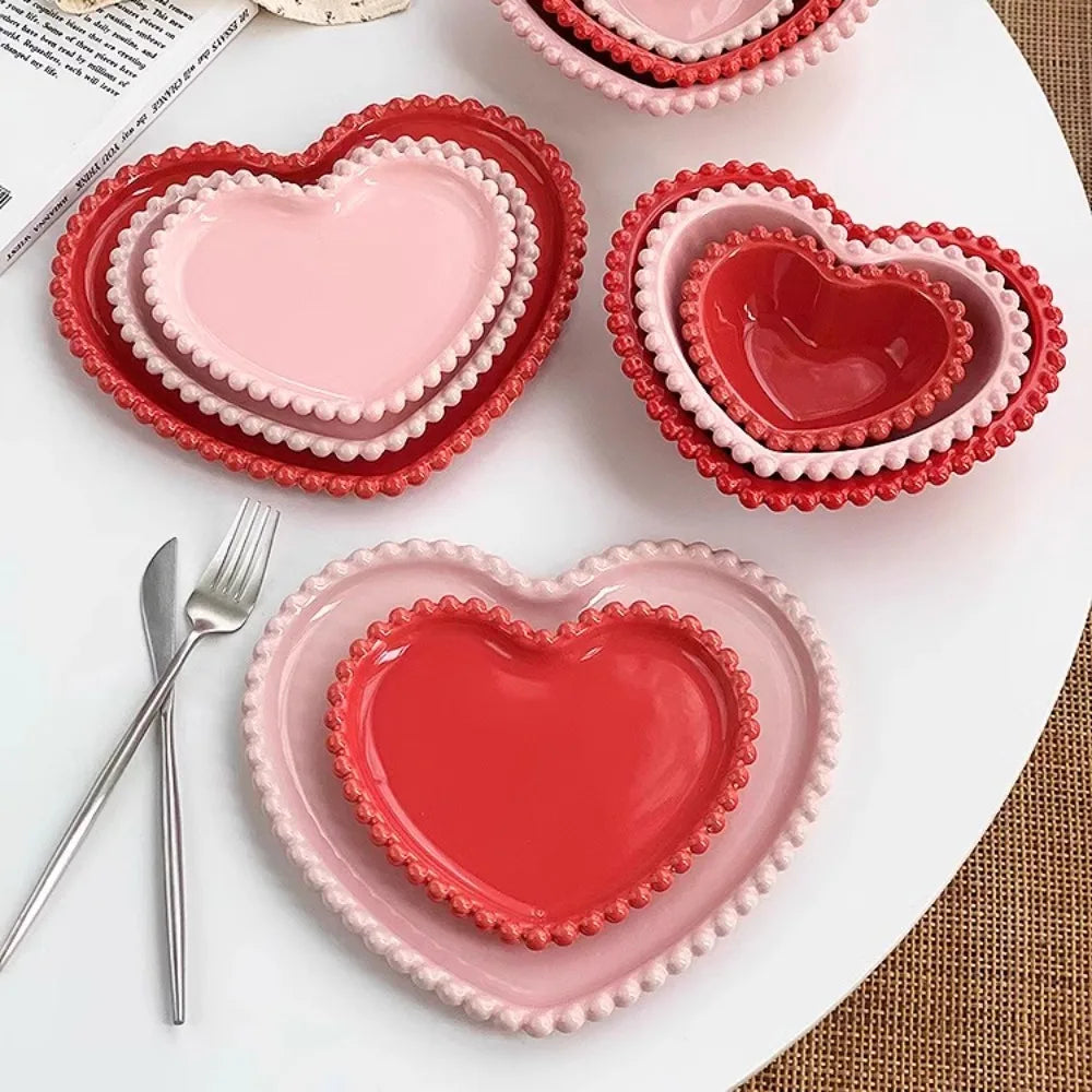 Creative Pink Bead Dots Ceramic Heart Dinner Plate Tableware Home Dessert Cake Plate Porcelain Salad Plate Kitchen Utensils New Good Vibrations