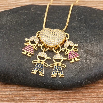 Nidin Fashion Hot Family Member Pendant Necklace Micro-Studded Zircon Love Heart Boy Girl Parent-Child Jewelry Mother's Day Gift Good Vibrations