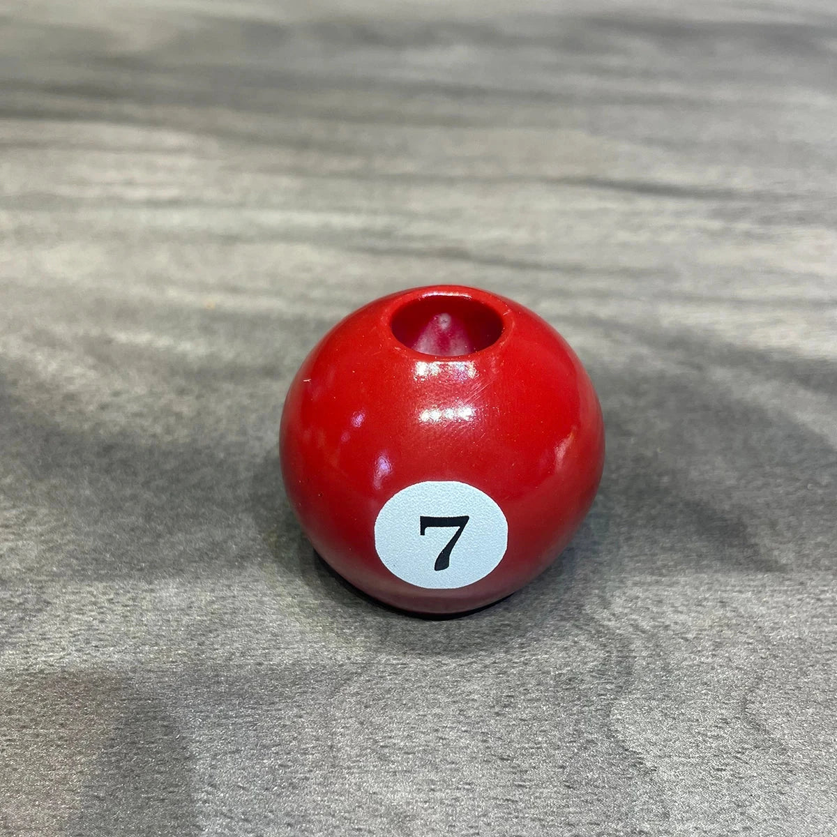 Unique Black Eight Resin Ashtray Perfect For Snooker Billiard Rooms Home Bars Parties Ideal Gift & Creative Birthday Presents Good Vibrations Adult Super Store