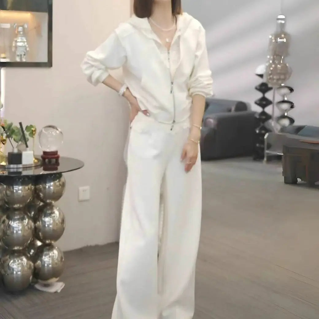 Women's Suit 2025 High-end Splicing Lace Hooded Sweater + Casual Pants Two-piece Set Good Vibrations