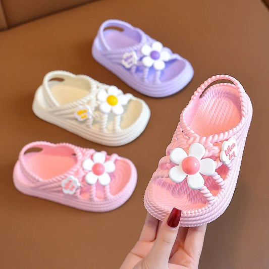 2025 New Children's Slippers Summer Girls and Boys Bathroom Home Anti slip Beach Shoes Soft Soled Baby Sandals Good Vibrations