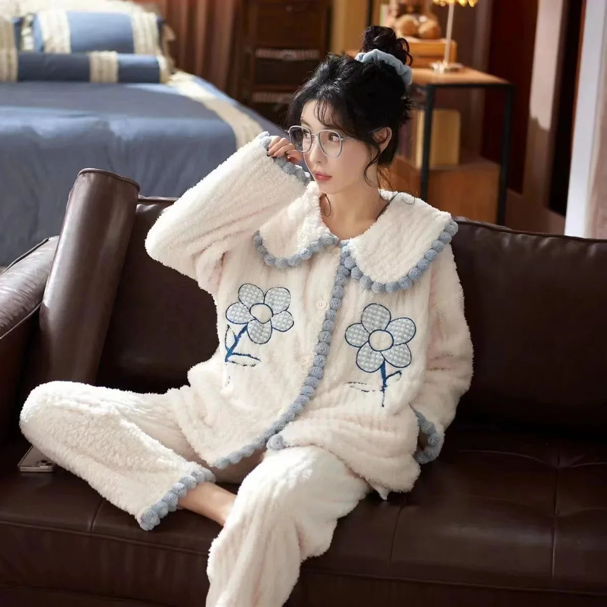 Autumn Winter Plush Sleepwear Women's Sweet Internet Famous INS Style Warm Long Sleeve Coral Fleece Home Clothes Set Good Vibrations