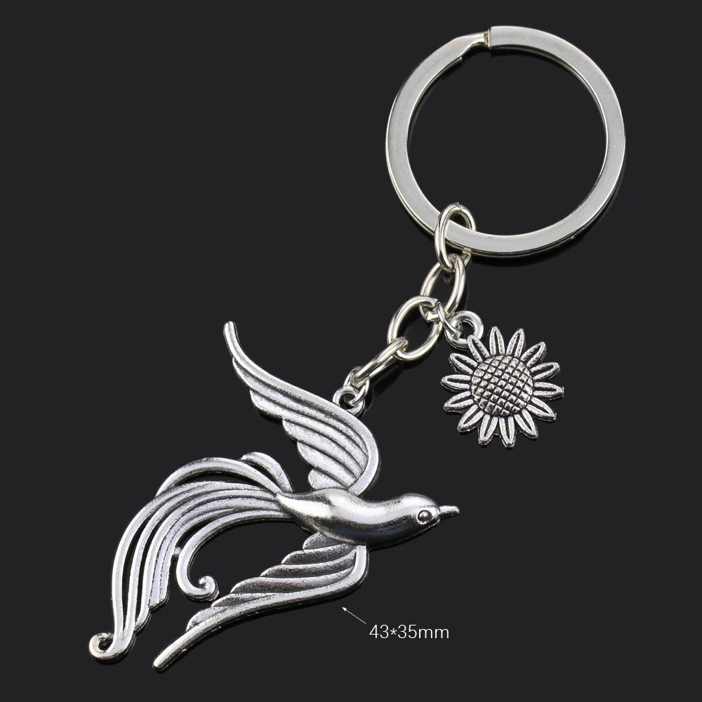 Fashion Animal Women Keychain Car Moon Cat Dog Love Heart Key Chain Friends Gift Jewelry Bag Pendant Wing Evil Eye Angel Turtles Good Vibrations