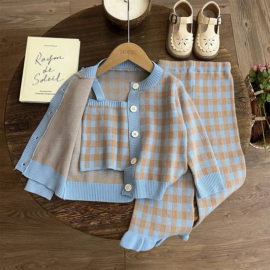 Girls Autumn Clothing 2024 New Set Fashionable Knitted Sweater Skirt Childrens Clothing Spring and Autumn Good Vibrations