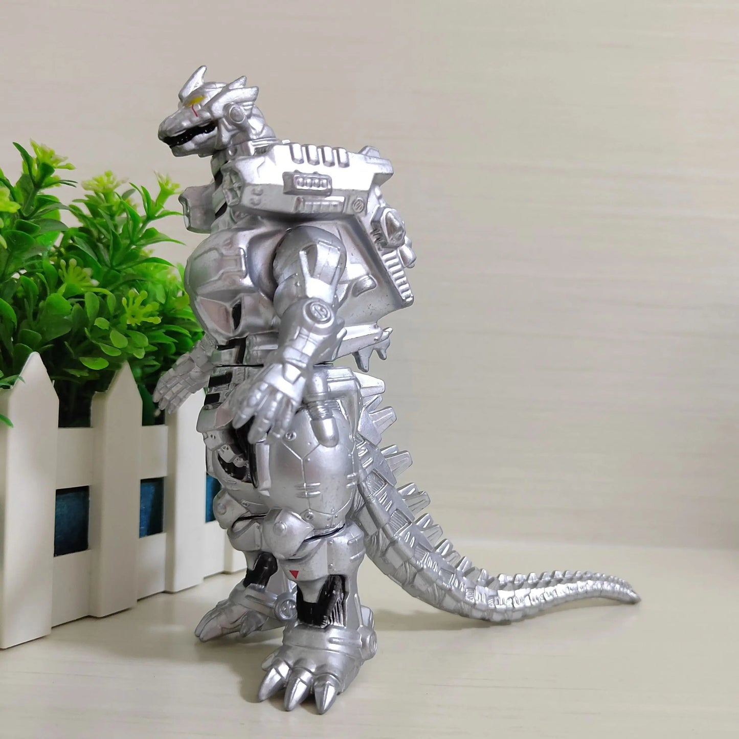 24cm Godzilla King of Monsters Runaway Mechanical Red lotus Planet Godzilla Action Figure Collection Model Toy Kid Birthday Gift Good Vibrations