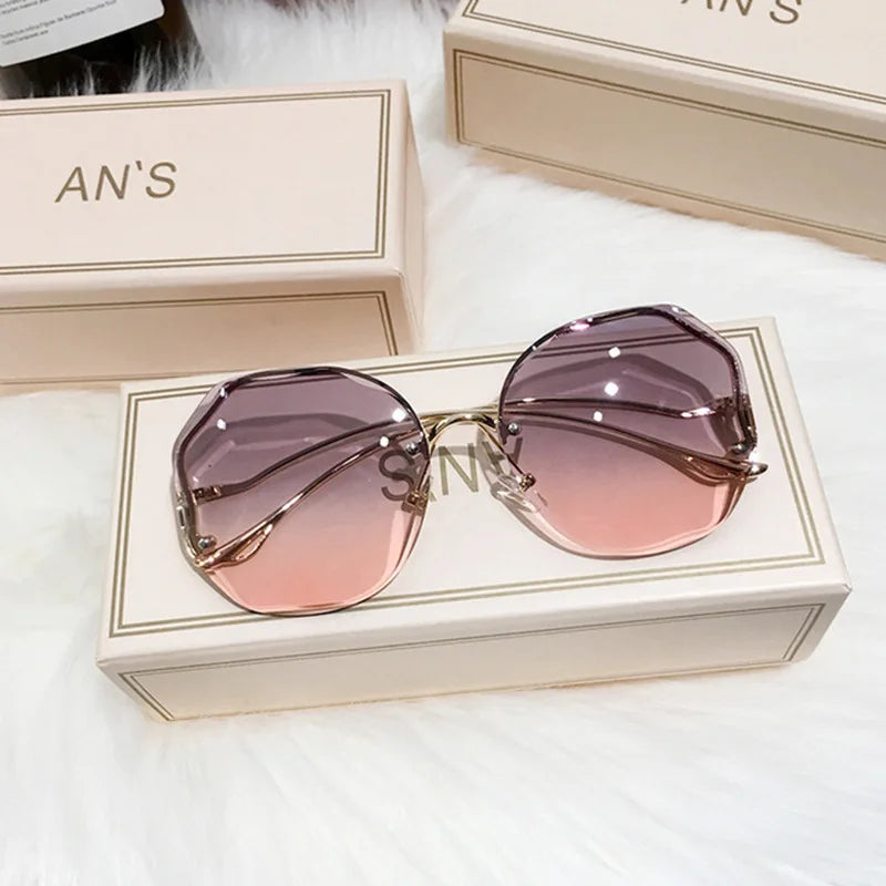 Rimless Sunglasses Polygon Fashion Popular Women Men Shades Big Frame Round Sun Glasses for Female Oculos Gradient Sunglasses Good Vibrations