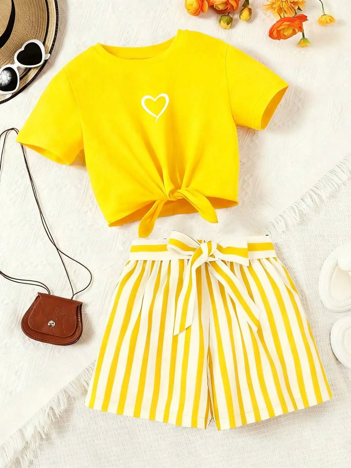 Women's Casual Daily 2-Piece Set Short Sleeve Love Printed Striped Shorts with Random Belt Children's Clothing Good Vibrations