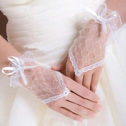 Bride Gloves For 2025 Spring Wedding 1 Pair See Through Lace Fingerless Bowknot Banquet Gloves Short Wedding Gloves Elegant Good Vibrations