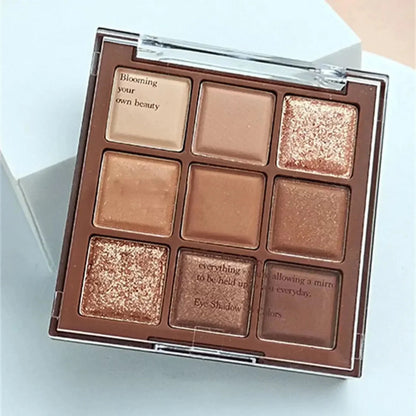 30 Colors Eye Shadow Plate Matte Pearl Eyeshadow Girl Beginner Professional Multicolor Eye Shadow Disc For Daily Makeup Tools Good Vibrations