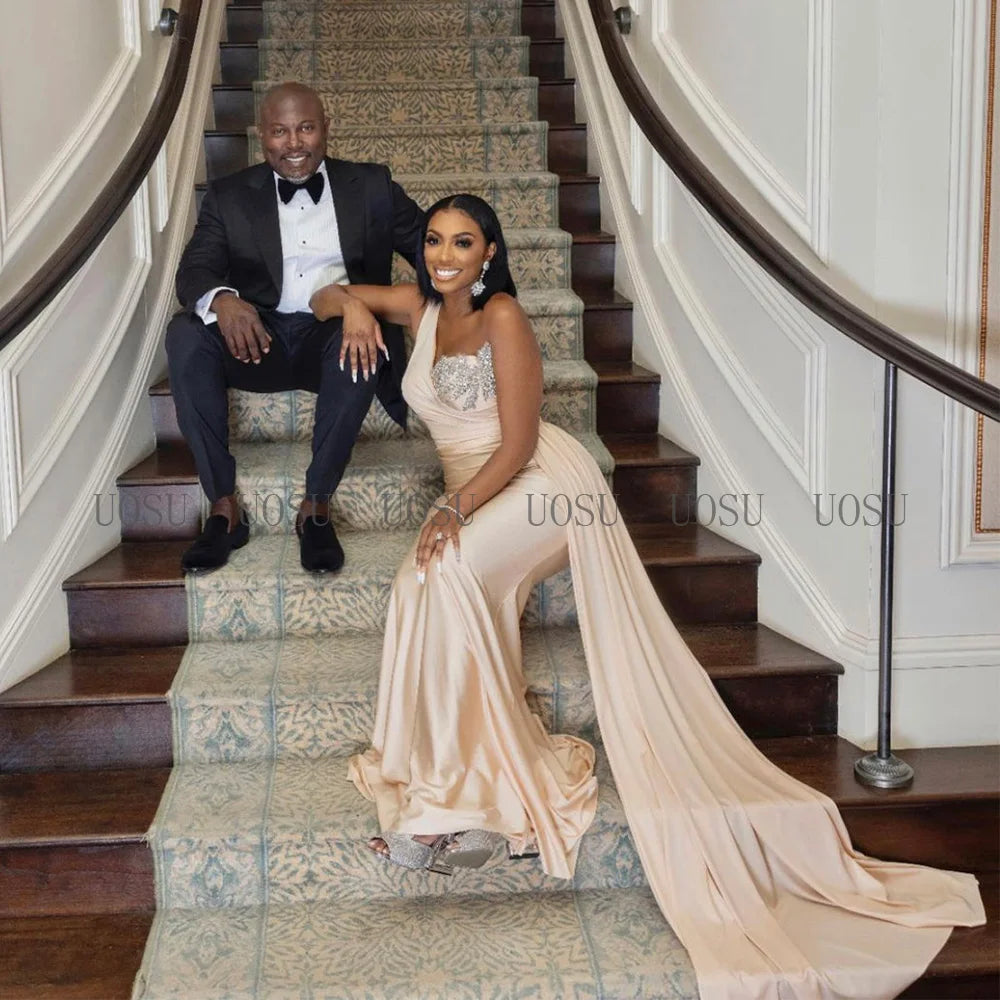 Bridesmaid Dress Champagne One Shoulder Mermaid Bridesmaid Gown for Wedding Draped Beading Women's Formal Evening Dresses Long Good Vibrations