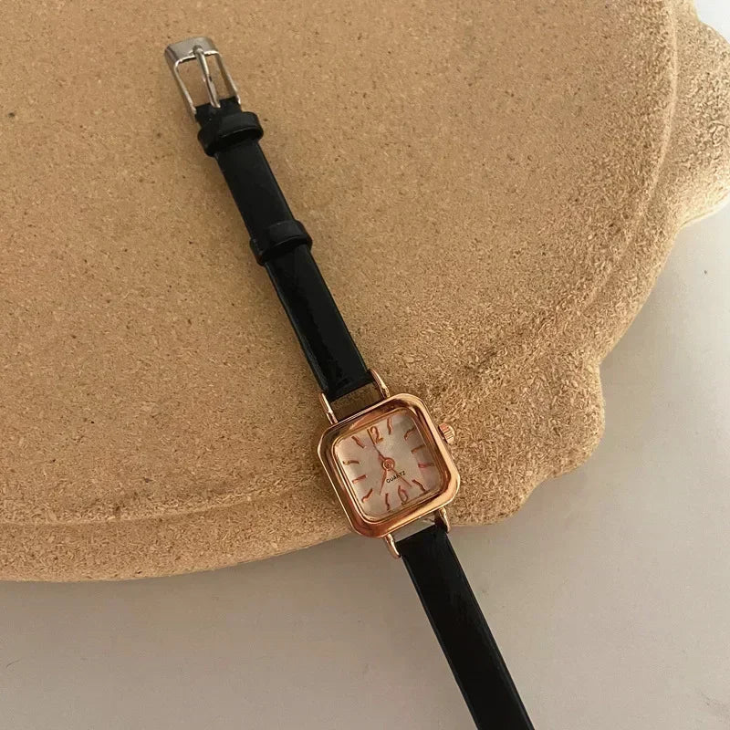 Fashion Women Watch Small Square Dial Thin Leather Strap Ladies Wristwatch Elegant Female Watches Casual Relogios Feminino Reloj Good Vibrations