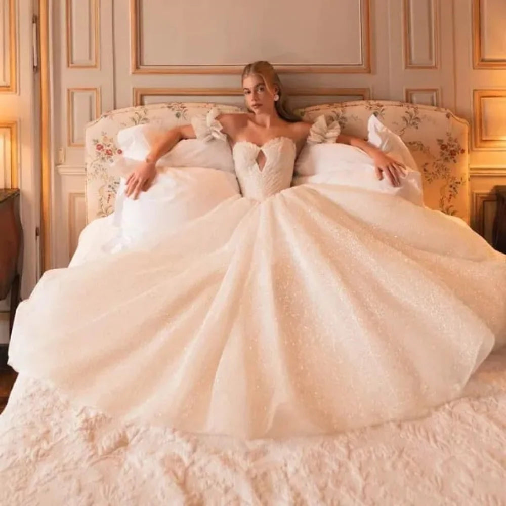 Enternity Fashionable Wedding Gown For Bride Off The Shoulder Court Train Sweetheart Bride Gown Vestido De Novia Customized Good Vibrations