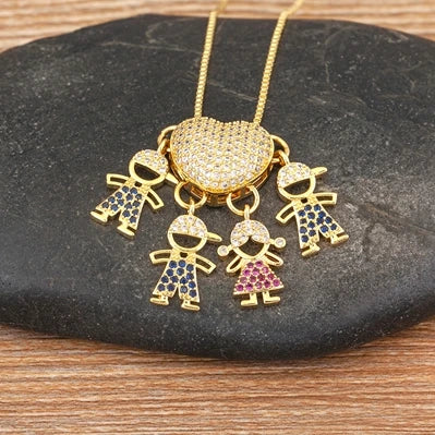 Nidin Fashion Hot Family Member Pendant Necklace Micro-Studded Zircon Love Heart Boy Girl Parent-Child Jewelry Mother's Day Gift Good Vibrations