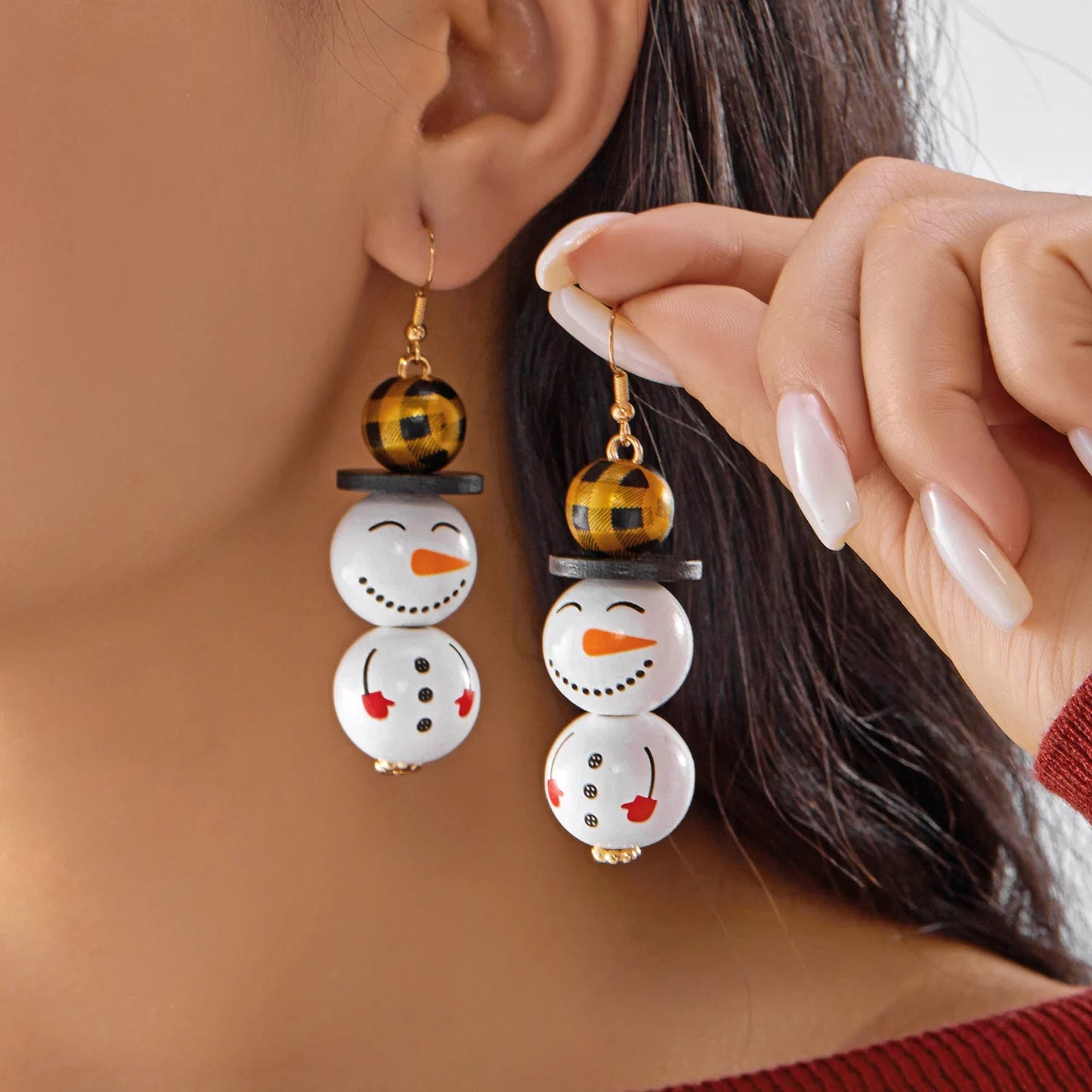 Cartoon Wooden Snowman Dangle Earrings For Women Wear A Hat Cute Santa Claus Wood Beads Earring Christmas Party New Year Gifts Good Vibrations