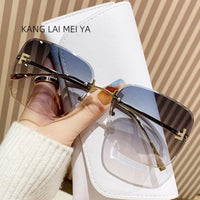 2025 New Metal Frameless Sunglasses Women's European and American Trendy Glasses Good Vibrations