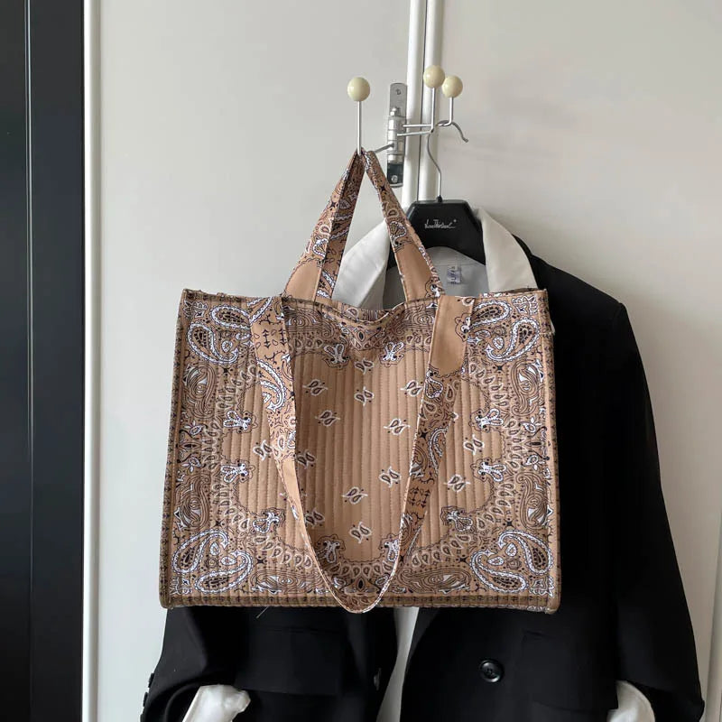 Women Paisley Print Quilted Tote Bag Large Capacity Casual Shoulder Handbag Vintage Bandana Pattern Commuter Shopping Bag Good Vibrations